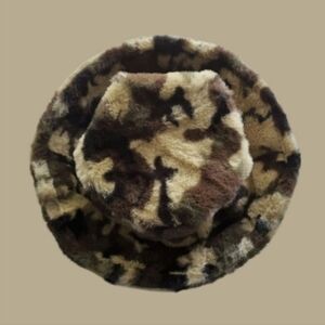 Reversible Warm & Furry Camouflage Bucket Hat